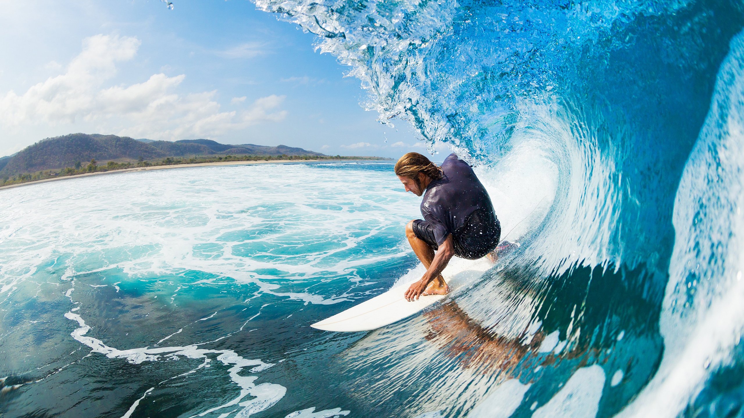 快船横扫雷霆，王哲林状态火热，双线战场上的胜利交响